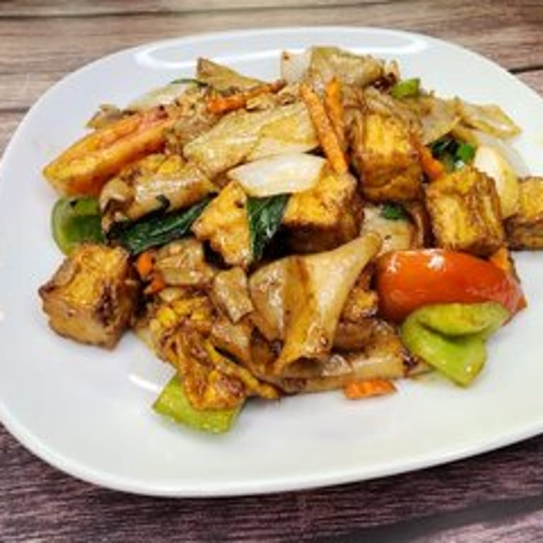 Delicious Yellow Curry: A Thai Favorite
