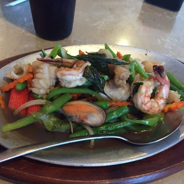 Seafood in Basil Sauce.