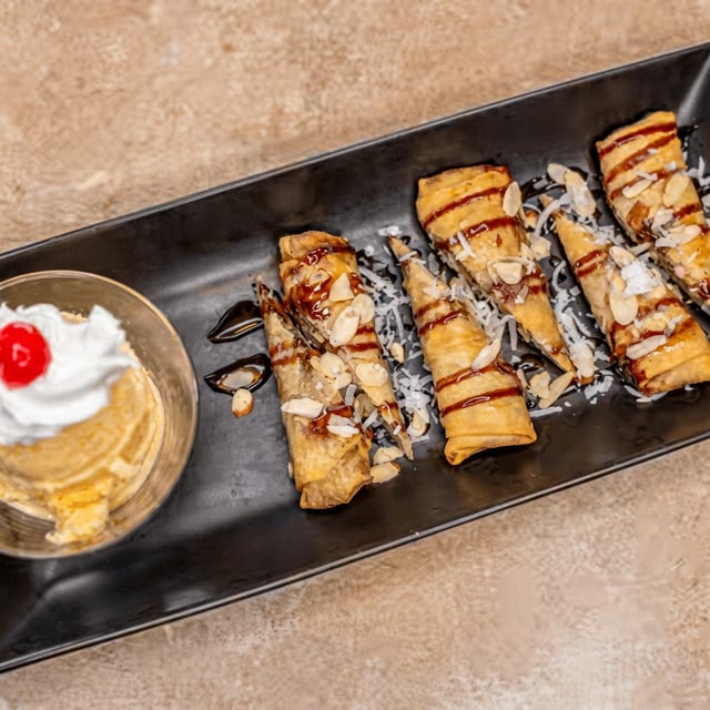 2 Fried Banana with Ice Cream.