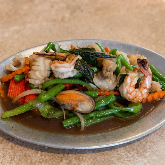 Seafood in Basil Sauce.
